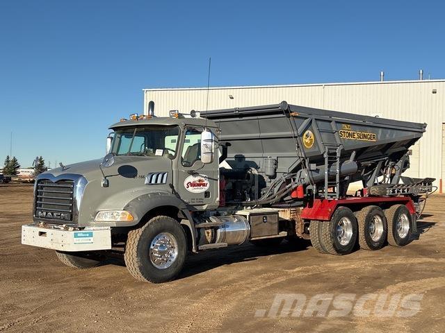 Mack CT713 Sementstein maskiner