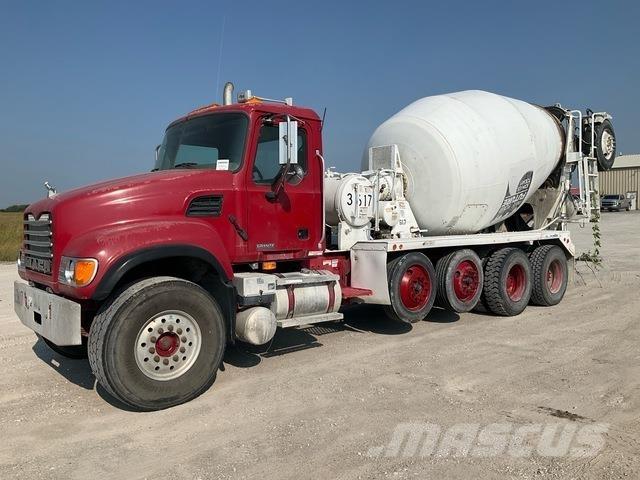 Mack CV513 Andre lastebiler