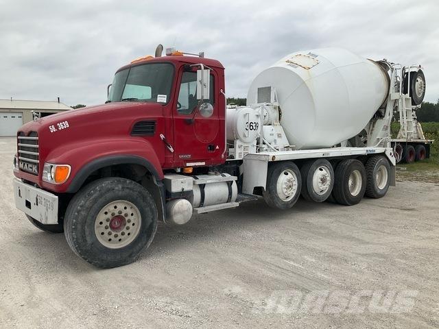 Mack CV513 Andre lastebiler