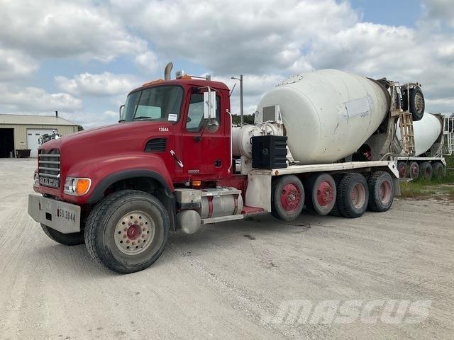 Mack CV513 Andre lastebiler