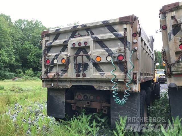 Mack CV700 Tippbil