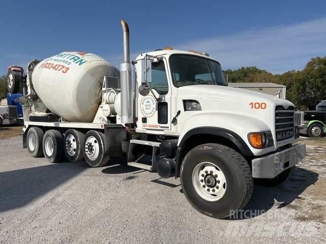 Mack CV713 Andre lastebiler