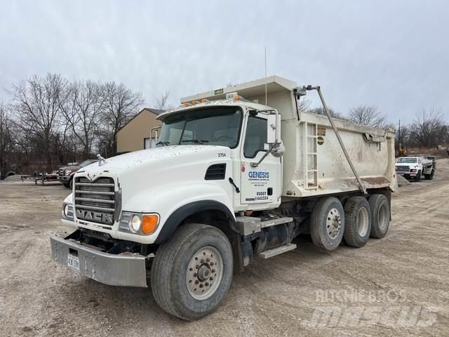 Mack CV713 Tippbil