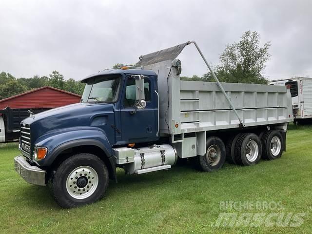 Mack CV713 Tippbil