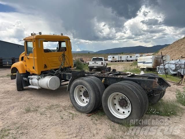 Mack CV713 Trekkvogner