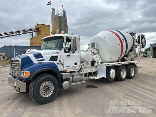Mack CV713 Andre lastebiler