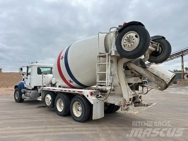 Mack CV713 Andre lastebiler