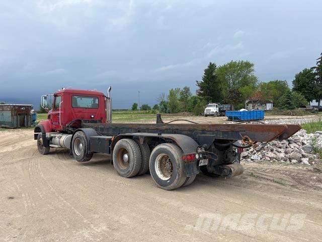 Mack CV713 Liftdumper biler