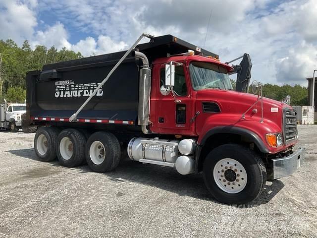 Mack CV713 Tippbil
