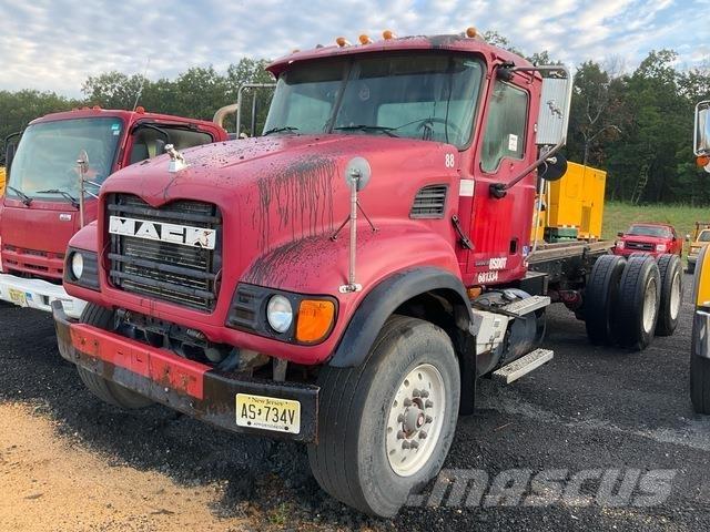 Mack CV713 Førerhus og Interiør