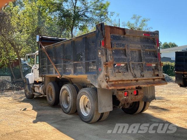 Mack CV713 Tippbil