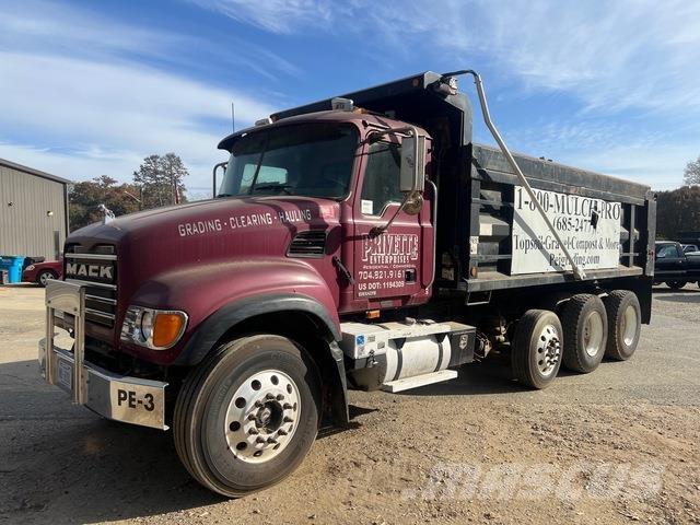 Mack CV713 Tippbil