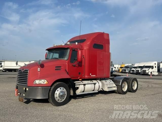 Mack CX613 Trekkvogner