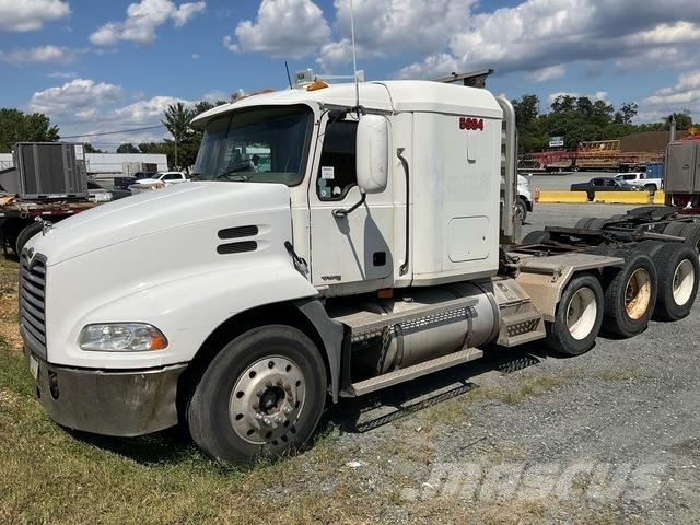 Mack CXN613 Trekkvogner