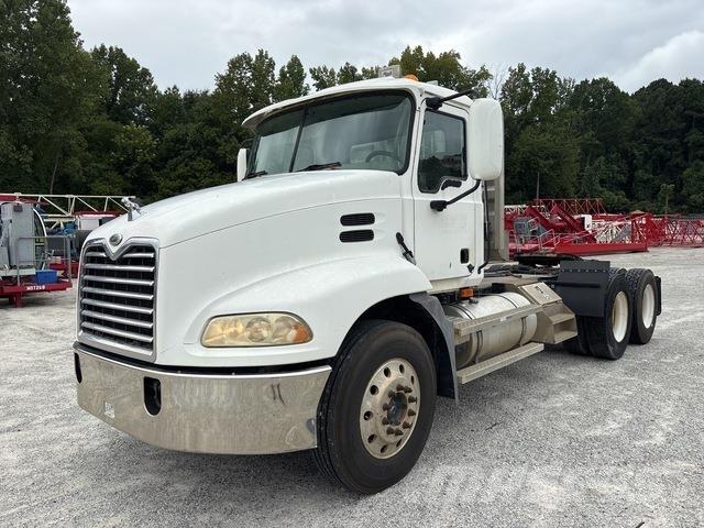 Mack CXN613 Trekkvogner