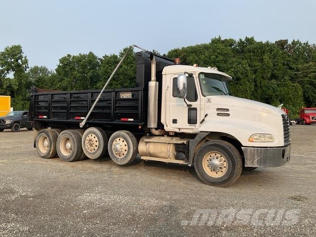 Mack CXN613 Tippbil