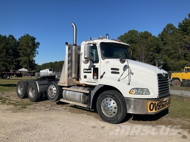 Mack CXN613 Trekkvogner
