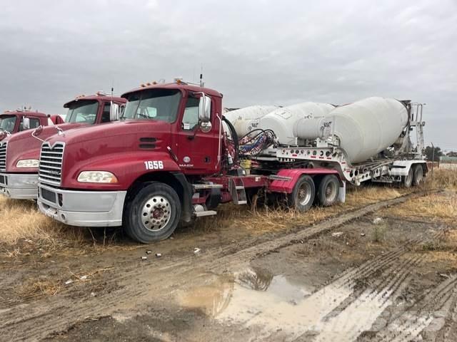 Mack CXU613 Trekkvogner