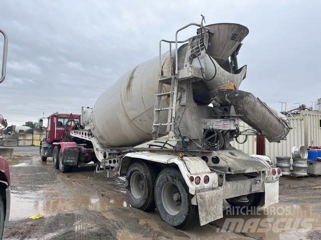 Mack CXU613 Trekkvogner