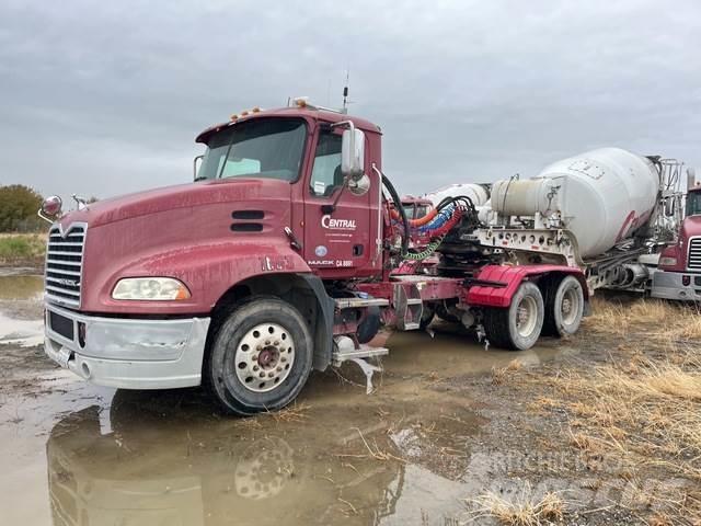 Mack CXU613 Trekkvogner