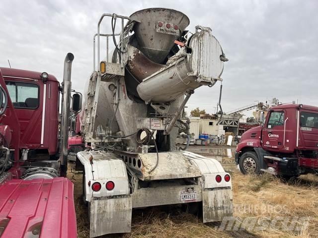Mack CXU613 Trekkvogner