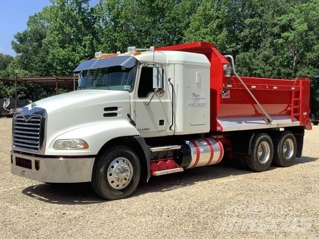 Mack CXU613 Tippbil