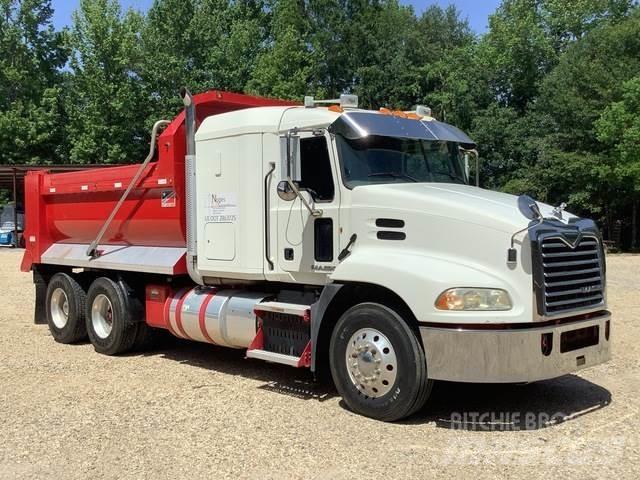 Mack CXU613 Tippbil