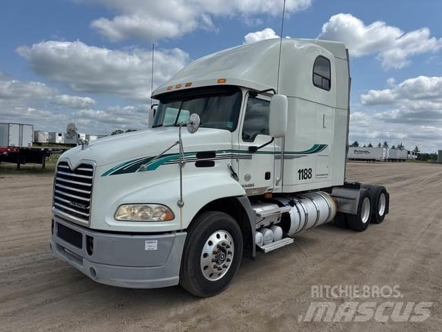 Mack CXU613 Trekkvogner