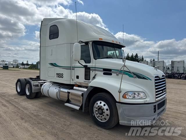 Mack CXU613 Trekkvogner
