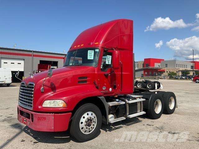 Mack CXU613 Trekkvogner