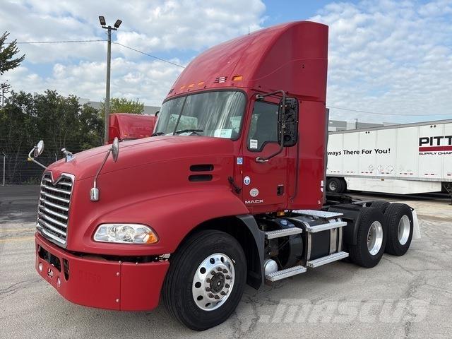 Mack CXU613 Trekkvogner