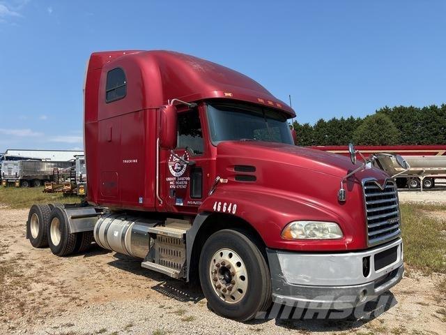Mack CXU613 Trekkvogner