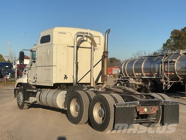 Mack CXU613 Trekkvogner