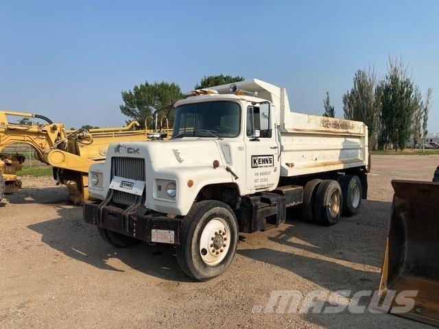 Mack DM686S Tippbil