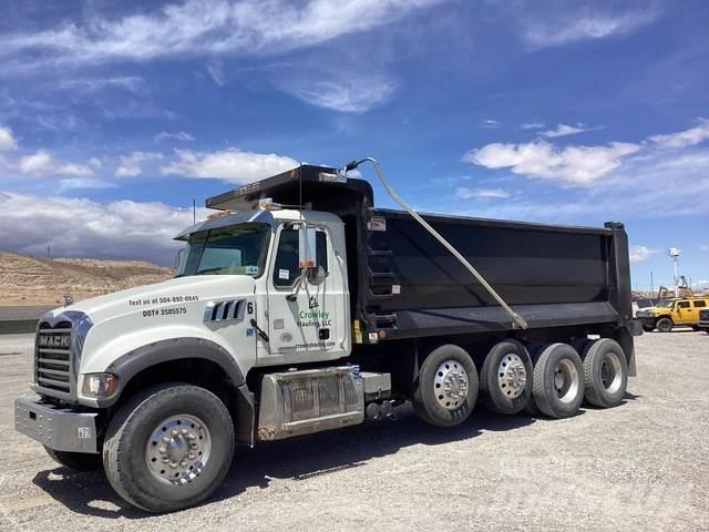 Mack GR104F Tippbil