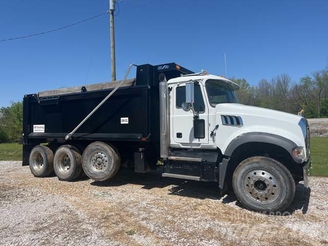 Mack GR84F Tippbil