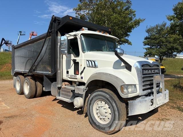 Mack GU713 Tippbil