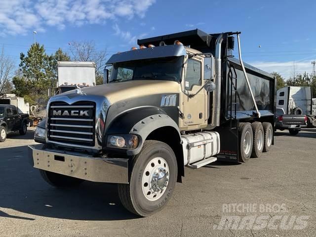 Mack GU713 Tippbil