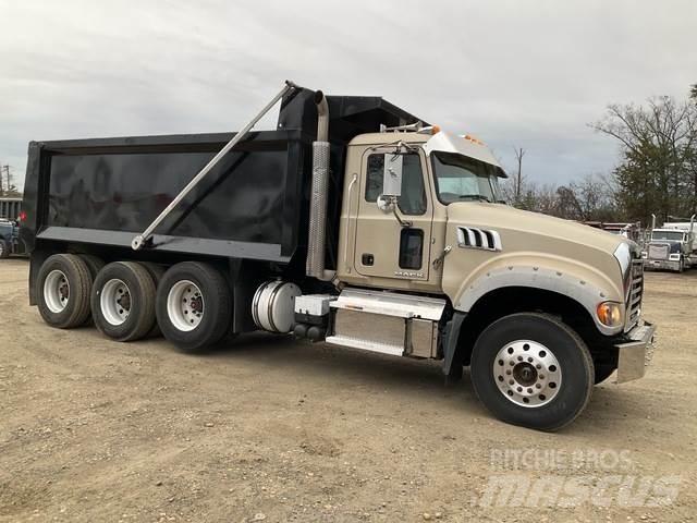 Mack GU713 Tippbil