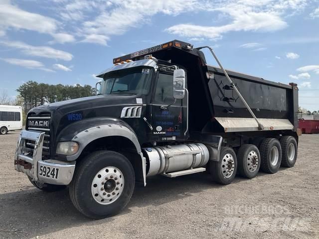 Mack GU713 Tippbil