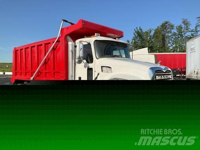 Mack GU713 Tippbil