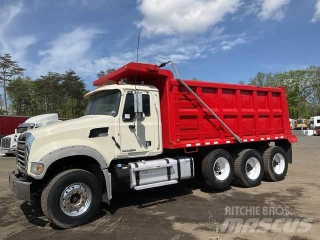 Mack GU713 Tippbil