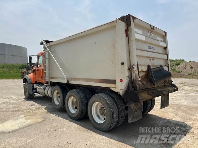 Mack GU713 Tippbil