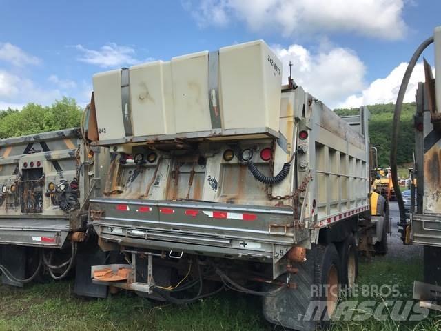 Mack GU713 Tippbil