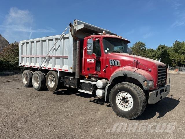 Mack GU713 Tippbil