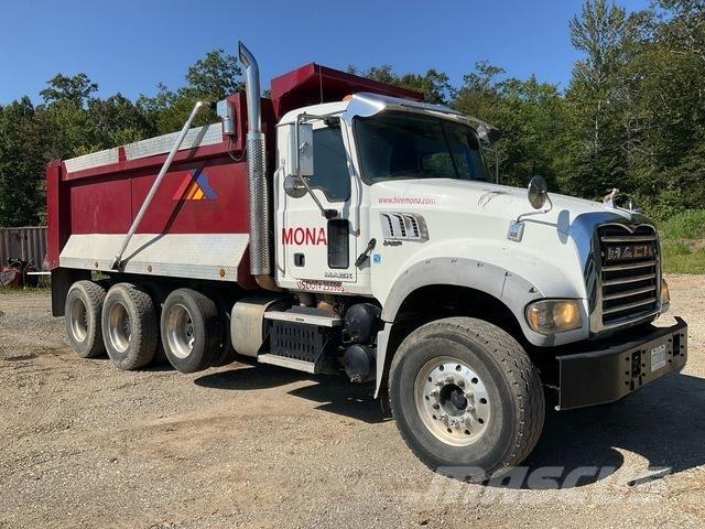 Mack GU713 Tippbil