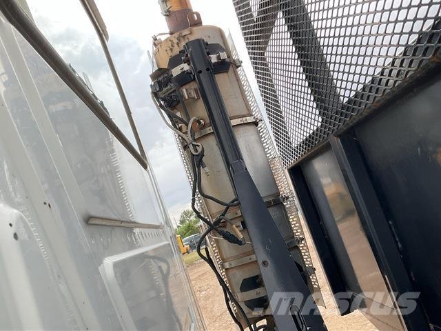 Mack GU713 Planbiler