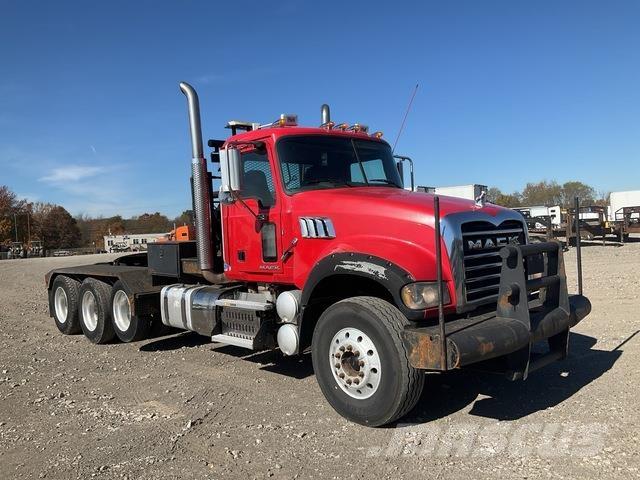 Mack GU713 Trekkvogner