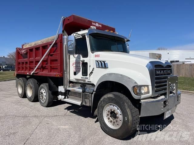 Mack GU714 Tippbil