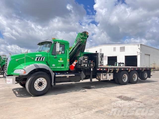 Mack GU813 Andre lastebiler